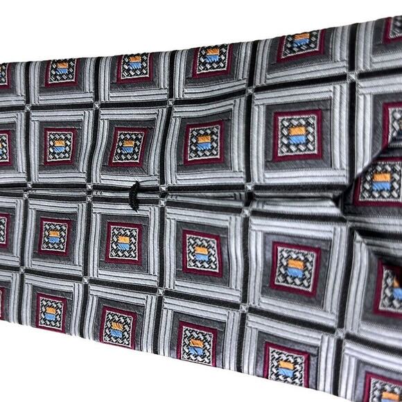 Jos A Bank Joseph Signature Gold Mens Neck Tie Necktie 100% Silk 4" - Picture 12 of 16